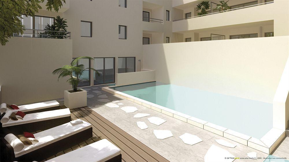 Lagrange Vacances Les Patios Eugenie Biarritz Exterior foto